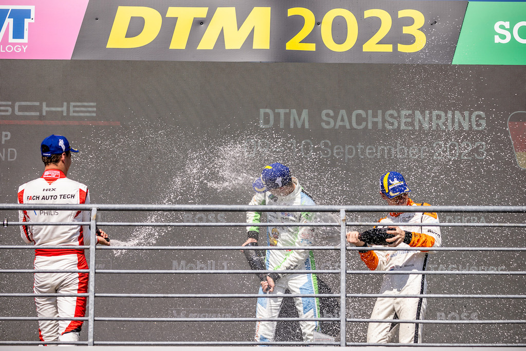 Bastian Buus sejrede igen – og kom tættere på toppen
(Foto: Porsche Motorsport)
